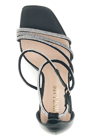 Schwarze Sandalen mit Strasssteinen First Lady P692