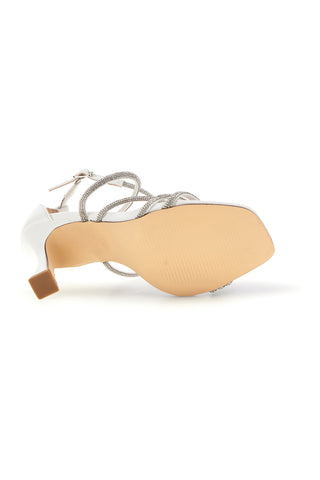 Weiße Sandalen mit Strasssteinen First Lady P692
