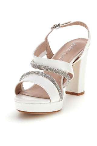 Weiße Sandalen mit breitem Absatz und Knöchelriemen First Lady P699