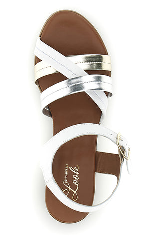 Sandali bianchi e argento in pelle con fasce incrociate Pittarello look 243205