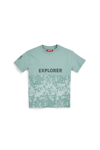 Grünes T-Shirt mit Explorer Pitt Kinderaufdruck PT-B-T-9010