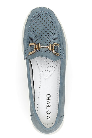 Mocassini Azzurri Con Tomaia Traforata e Fibbia Decorativa MIO TEMPO MINA1210