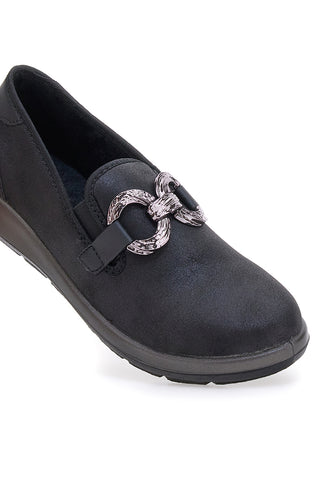 Slip on nere con accessorio decorativo Inblu 67 WG