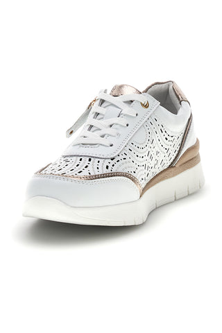 Sneakers bianche traforate in pelle con suoletta estraibile Prima riga 33314