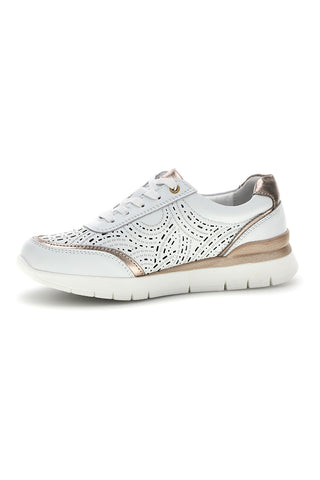 Sneakers bianche traforate in pelle con suoletta estraibile Prima riga 33314