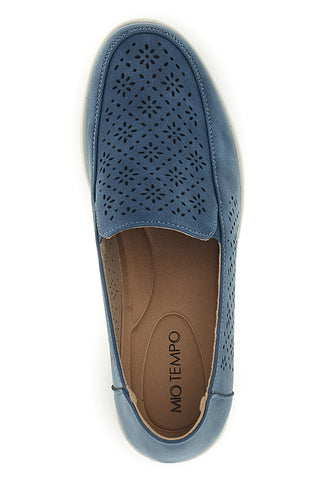 Mocassini blu traforati con zeppa Mio tempo MINA3173