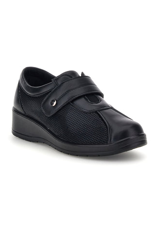 Scarpe nere con chiusura a strappo Mio tempo MD25W9F