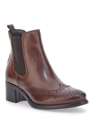 „Brown Chelsea Boots Cafe“ kostete 5145