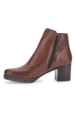 Braune Stiefeletten The First 24905