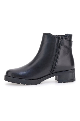 Plocadi 15832 Schwarze Stiefeletten aus echtem Leder