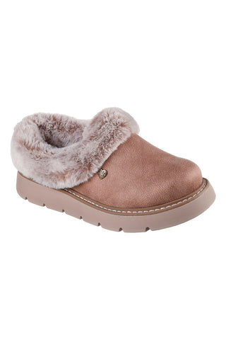 Skechers – Keepsakes Lite – Cozy Blend – Hausschuhe in Beige mit Kunstfellfutter