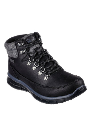 Scarponcini neri imbottiti idrorepellenti Skechers Synergy Cool Seeker