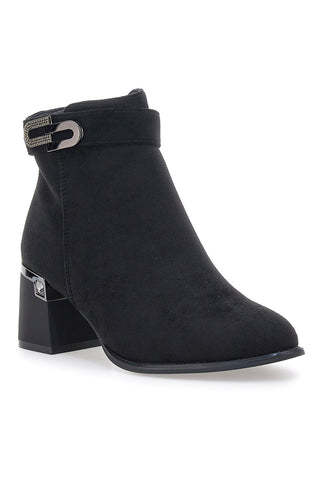 The First P618 – Schwarze Stiefeletten mit quadratischem Absatz