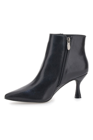 The First P625 – Schwarze Stiefeletten mit Spool-Absatz und spitzer Zehenpartie