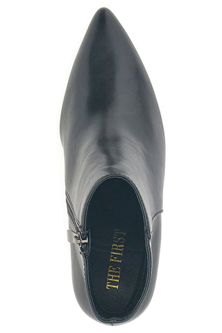 The First P625 – Schwarze Stiefeletten mit Spool-Absatz und spitzer Zehenpartie
