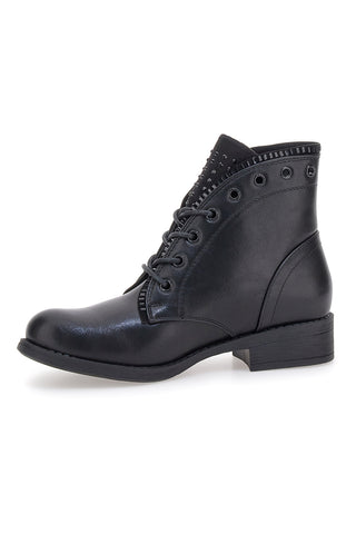 Schwarze Stiefeletten The First P630 mit Ton-in-Ton-Nieten