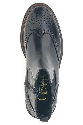 Stivaletti neri traforati con suola carrarmato Pittarello class 682