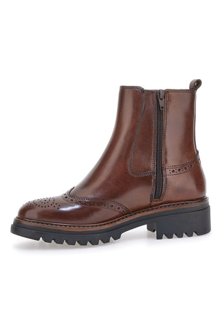 Stivaletti marroni in vera pelle con lavorazione brogue Pittarello class 682