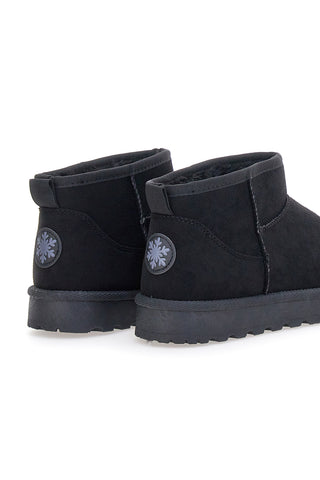 Pittarello Love PK1699B schwarze Stiefeletten mit warmem Fellfutter und gezackter Sohle