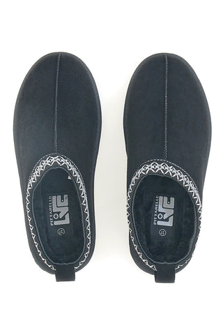 Pantofole nere con profilo decorato e interno in pelliccia Pittarello Love PK1859C