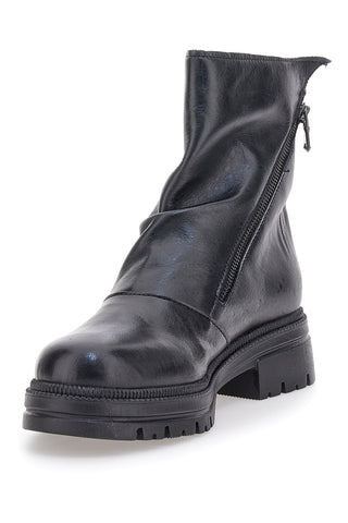 Pittarello Focus 1010D schwarze Stiefeletten aus echtem Leder mit diagonalem Reißverschluss
