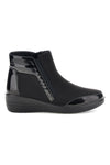 Stivaletto Nero con Inserti in Effetto Vernice e Borchie Plocadi MINA1706