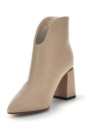 Beigefarbene Stiefeletten mit spitzer Zehenpartie, Absatz und Reißverschluss an der Ferse – Burani 51690C1058