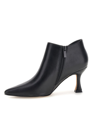 Tronchetto Nero in Pelle con Scollo a V e Tacco Svasato Mon dieu B8830Q8820Q11