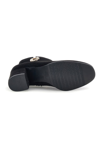 Schwarze Stiefeletten in Wildlederoptik mit goldenen Details – Mon dieu KMD752