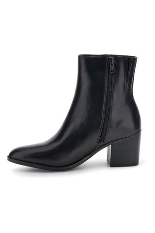 Stivaletti Neri in Pelle con Punta e Tacco Pittarello focus VB466201