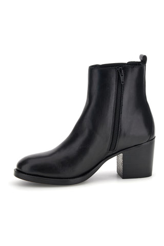 Schwarze Lederstiefeletten mit V-förmigem Gummizug und Pittarello-Absatz, Modell VB476204