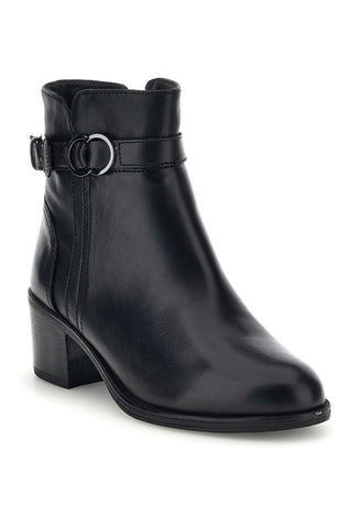Schwarze Stiefeletten mit Riemchen und doppeltem Ring von Pittarello 25422
