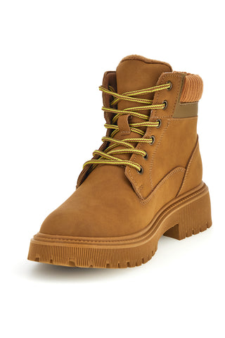 Kamelbraune Stiefeletten mit Schnürung und Profilsohle, erste Reihe GB2012