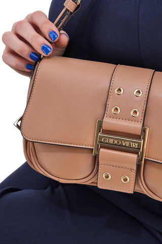 Rechteckige Umhängetasche mit Taschen GUIDO VIETRI K30.365.B016