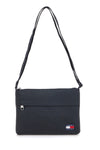 Tommy Jeans Ess Daily Sacoche Schwarze schmale Stoff-Schultertasche