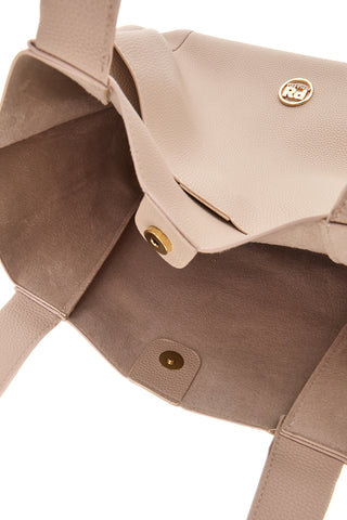 Beige Tasche mit Klappe und Griffen Prima riga BAGPITT002-B