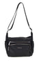 Schwarze Tasche mit mehreren Reißverschlüssen und verstellbarem Schulterriemen Me & me spa 8059