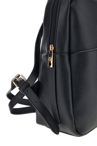 Schwarzer Rucksack mit Fronttaschen und goldener Logo-Plakette Guido Vietri K30,377,B005