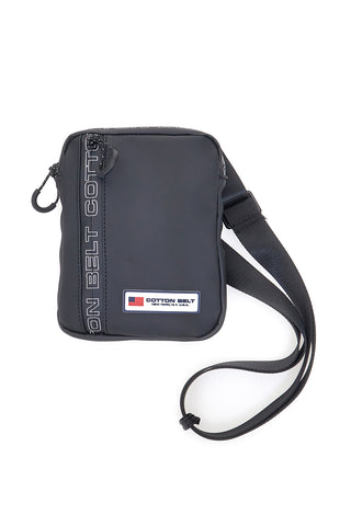 Schwarze Tasche mit verstellbarem Schultergurt Baumwollgürtel K19-017-B059