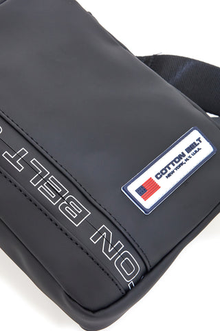 Schwarze Tasche mit verstellbarem Schultergurt Baumwollgürtel K19-017-B059