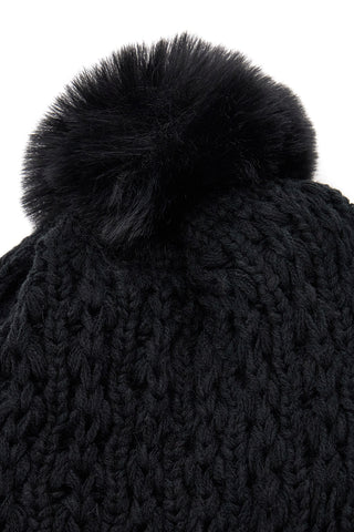 Schwarze Mütze mit warmem Innenbommel GianMarco Venturi CLASS 66303V