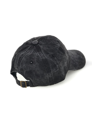 Cappellino Nero con Visiera e Scritta 