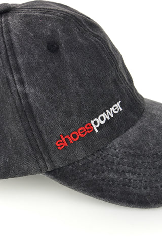 Cappellino Nero con Visiera e Scritta 