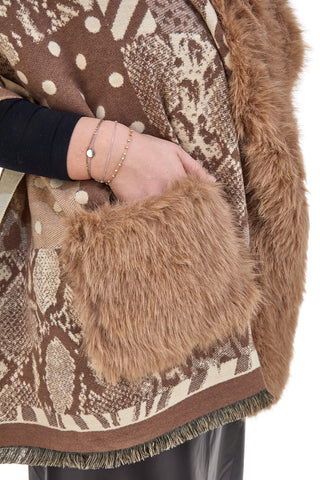 Brauner Mantel mit Felloptik-Einsätzen Gianmarco Venturi CLASS 63205