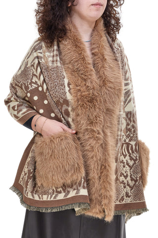 Brauner Mantel mit Felloptik-Einsätzen Gianmarco Venturi CLASS 63205