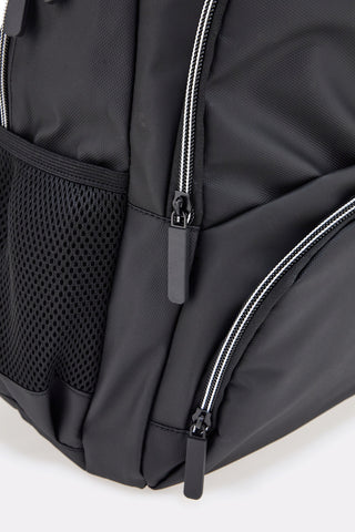 Schwarzer PC-Rucksack mit Metropolitan Indigenous-Reißverschluss 23014