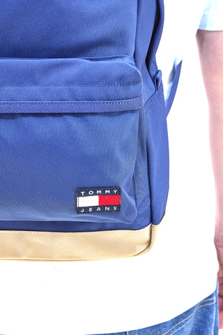 Zaino Blu con Tasca Frontale e Rete Interna TOMMY DAILY DOME